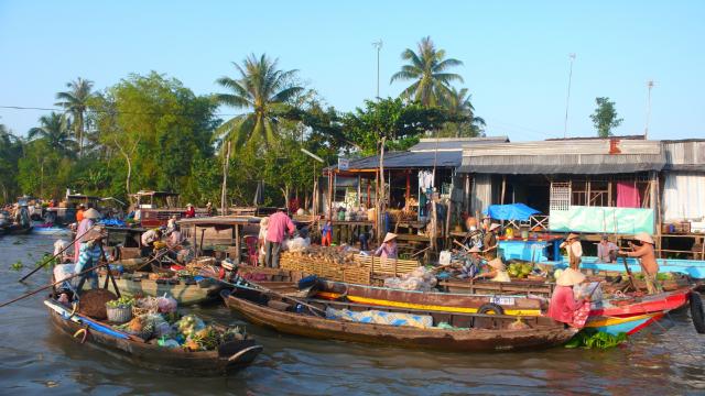 Floating market