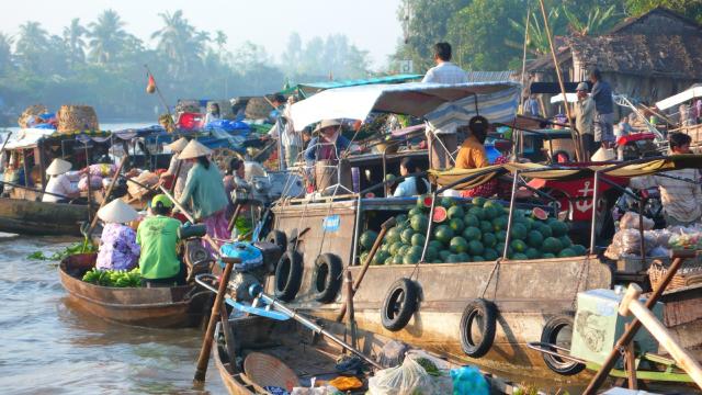 Floating market