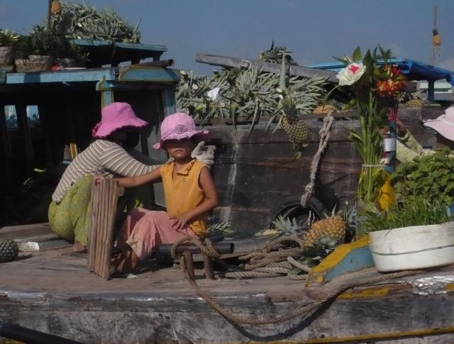 Floating market