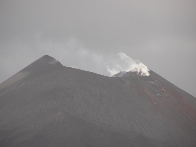 Krakatau vulkán krátere